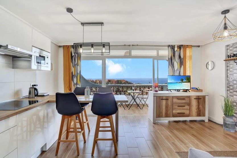 Margherita House Tenerife, Wonderful Ocean View * Palm-mar
