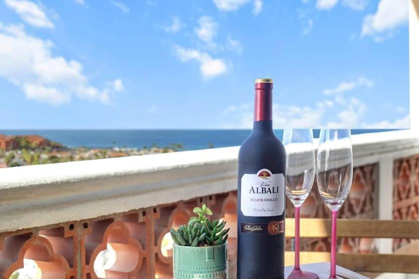 Margherita House Tenerife, Wonderful Ocean View Apartament Palm-mar