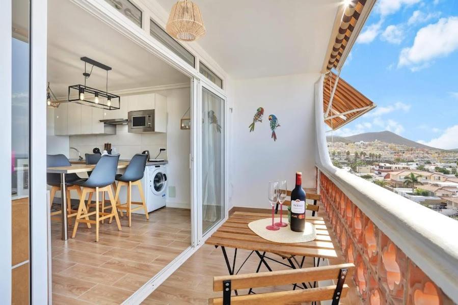 Margherita House Tenerife, Wonderful Ocean View Apartment Palm-mar